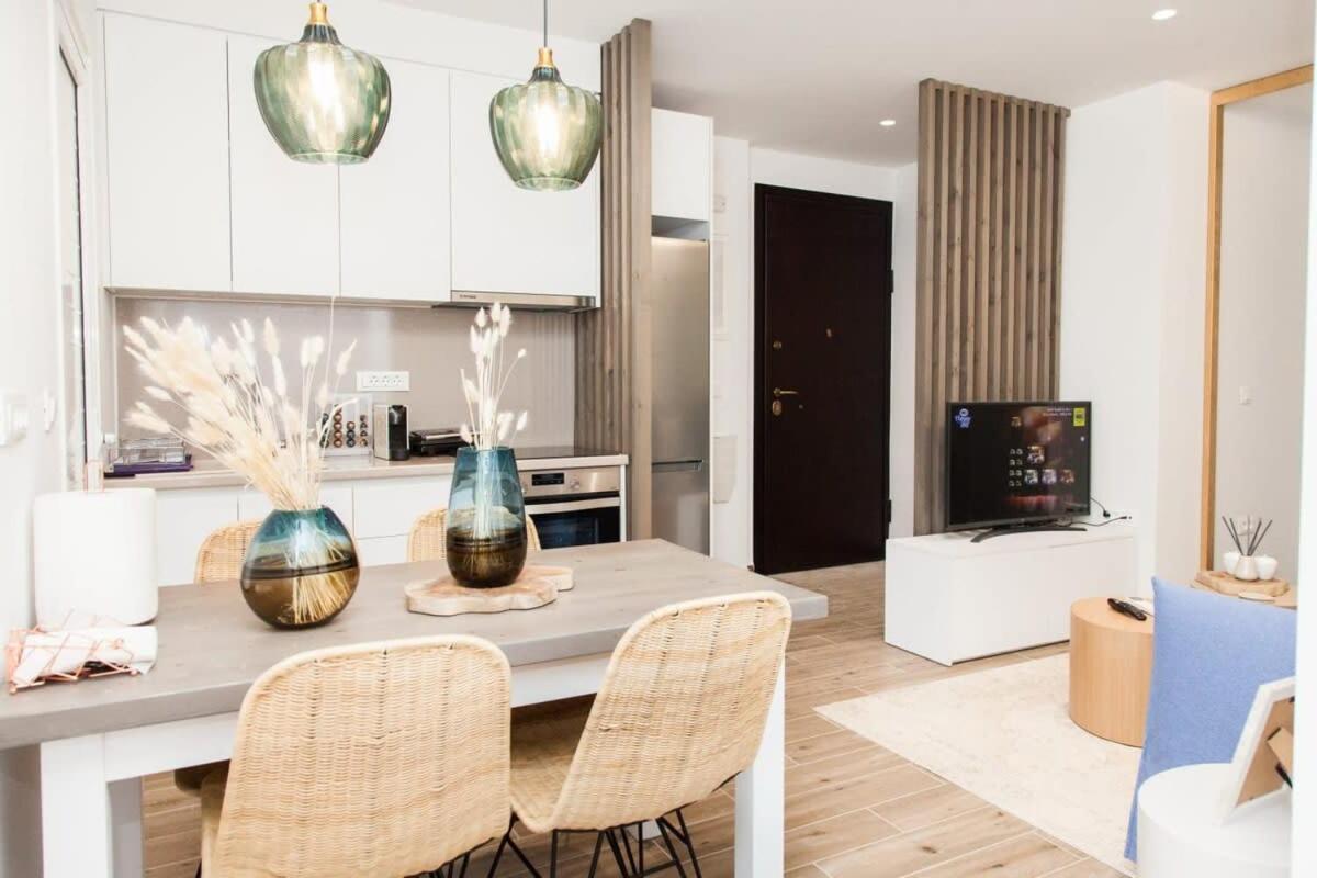 Comfortable 2 Bd Apt Near Sintagma Square أثينا المظهر الخارجي الصورة